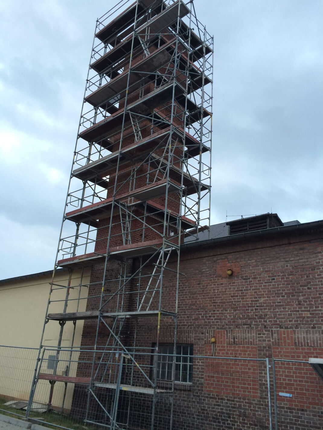 Gerüstbau aus Neuberg bei Hanau 45